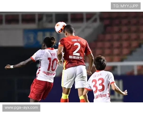 弗赖堡防线坚固无懈可击，球队防守表现亮眼